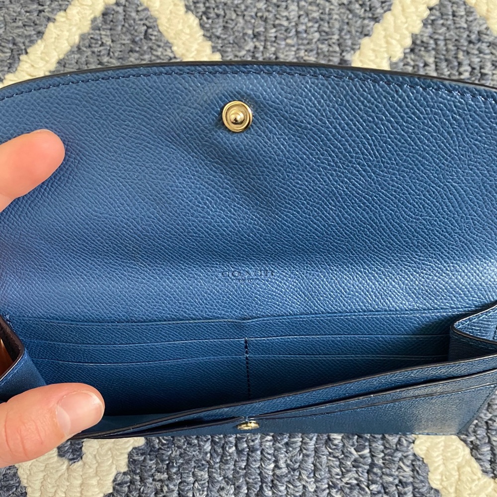 Coach Wallet - Picture 4 of 4